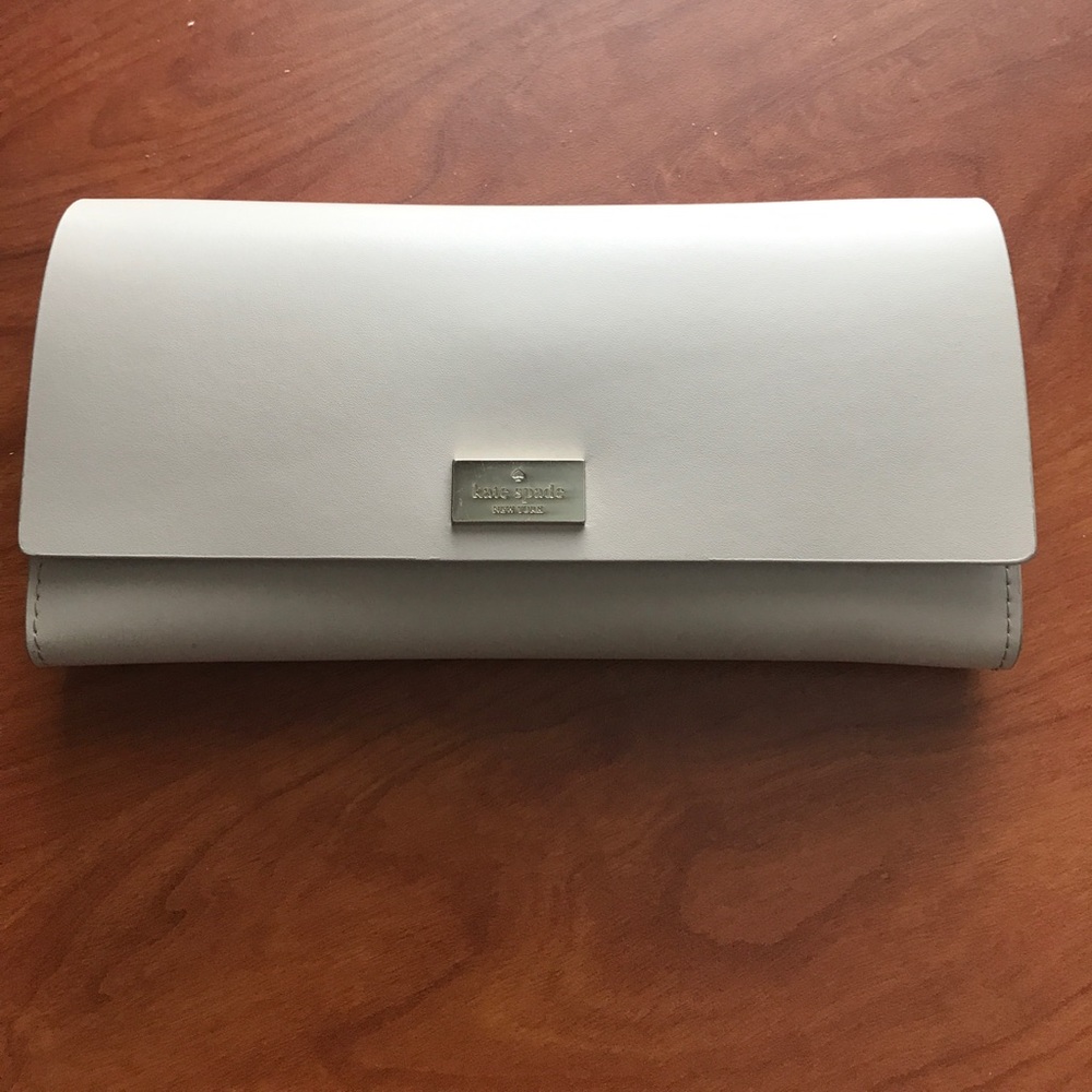 Beautiful Kate Spade wallet